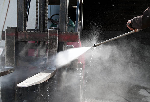 Why Choose Our Certified Pressure Washing Experts for Your Project Needs in Jacksonville Beach, FL?